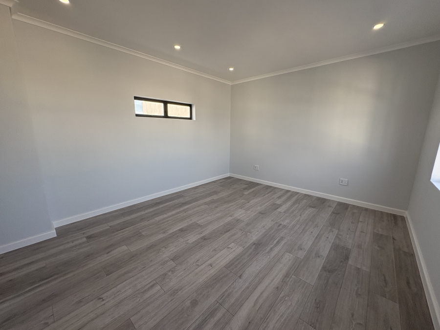 4 Bedroom Property for Sale in Sandown Western Cape